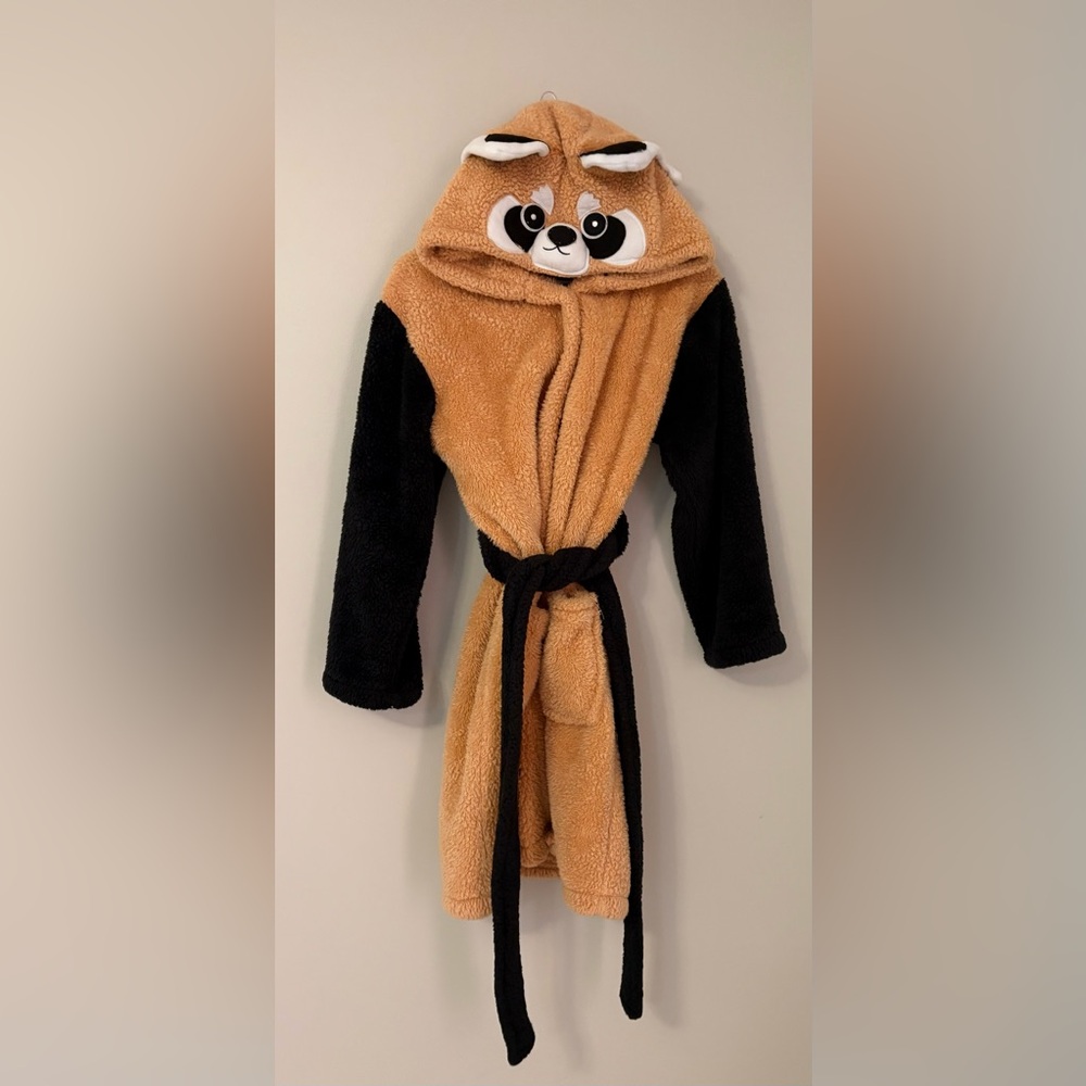NWOT Red Panda House Robe